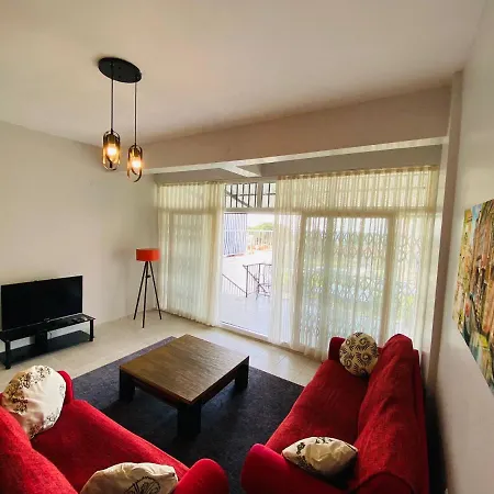 Marina Boelgesinde 3+1 Deniz Manzarali Апартаменты Кушадасы